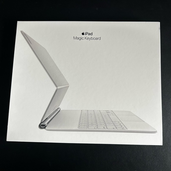 Apple Magic Keyboard for iPad Pro and iPad Air 12.9” - Picture 1 of 6
